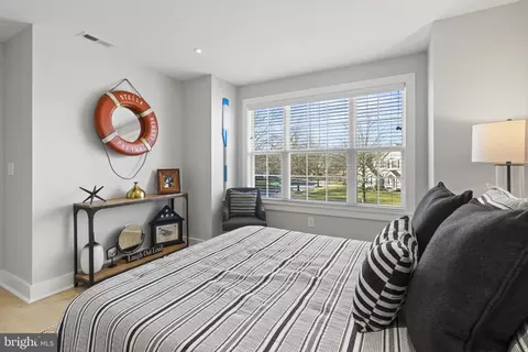 Bedroom - 751 Sharretts Ln, Arnold, MD 21012 photo 7 of 8