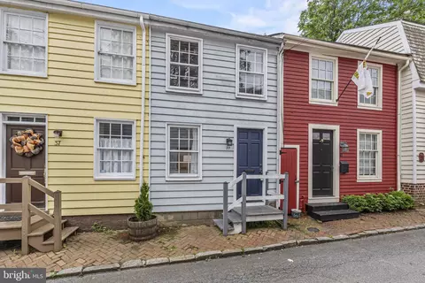 39 Pinkney St, Annapolis, MD 21401