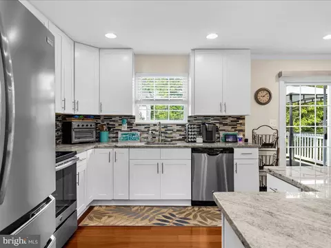 7774 Edgewood Ave, Pasadena, MD 21122 photo 12
