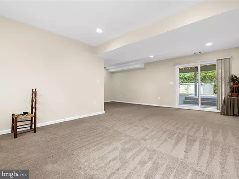 7774 Edgewood Ave, Pasadena, MD 21122 photo 25