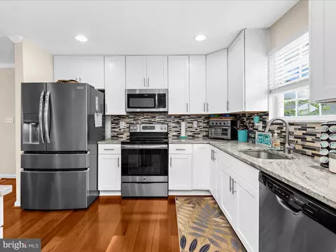 7774 Edgewood Ave, Pasadena, MD 21122 photo 11
