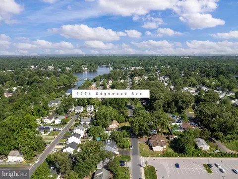 7774 Edgewood Ave, Pasadena, MD 21122 photo 47