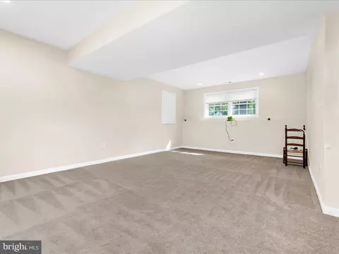 7774 Edgewood Ave, Pasadena, MD 21122 photo 24