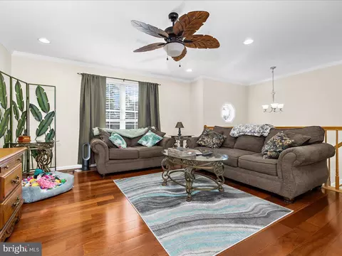 7774 Edgewood Ave, Pasadena, MD 21122 photo 5