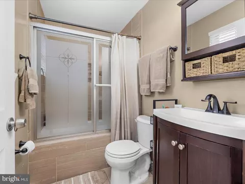 7774 Edgewood Ave, Pasadena, MD 21122 photo 19