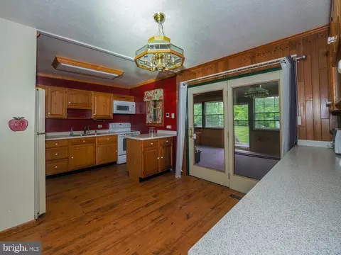 Kitchen - 427 Magothy Bridge Rd, Pasadena, MD 21122 photo 1 of 2