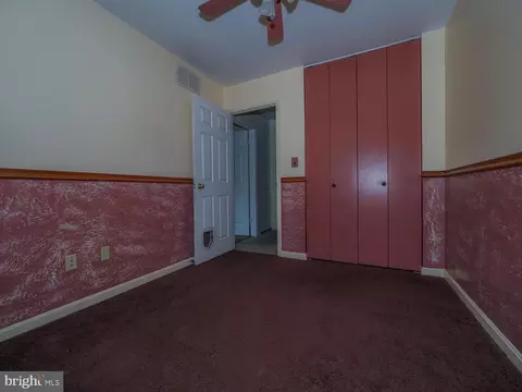 Bedroom - 427 Magothy Bridge Rd, Pasadena, MD 21122 photo 1 of 4