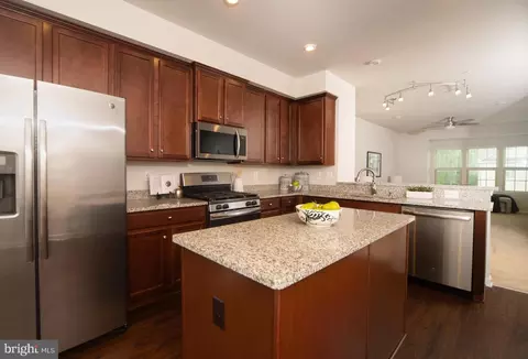 Kitchen - 2912 Glendale Ave, Hanover, MD 21076 photo 2 of 2