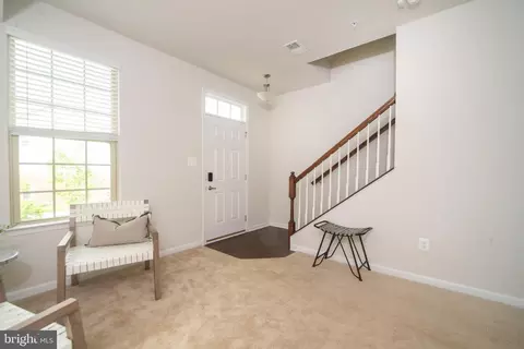 Entry Way - 2912 Glendale Ave, Hanover, MD 21076 photo 3 of 8