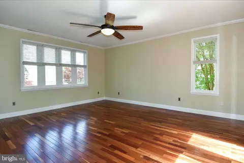 Living - 1805 Glenarm Rd, Edgewater, MD 21037 photo 10 of 10