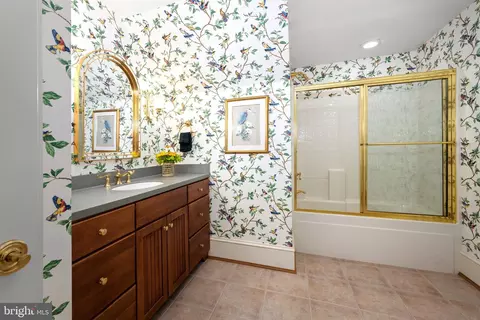 Bath - 258 Providence Rd, Annapolis, MD 21409 photo 6 of 6