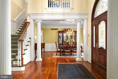 Entry Way - 258 Providence Rd, Annapolis, MD 21409 photo 4 of 9