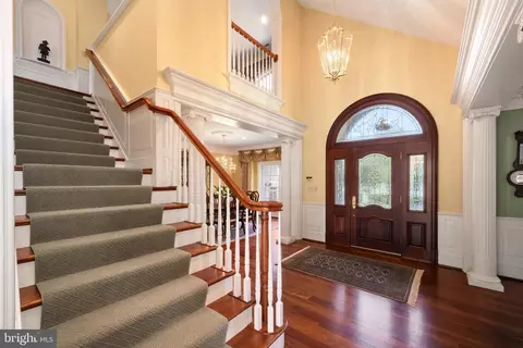 Entry Way - 258 Providence Rd, Annapolis, MD 21409 photo 2 of 9