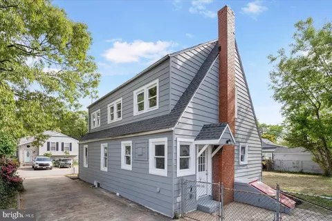 722 205th St, Pasadena, MD 21122 photo 2