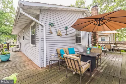 Exterior - 320 Cambridge Rd, Pasadena, MD 21122 photo 3 of 6