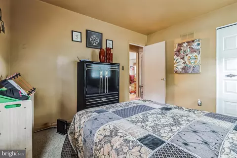 Bedroom - 320 Cambridge Rd, Pasadena, MD 21122 photo 4 of 6