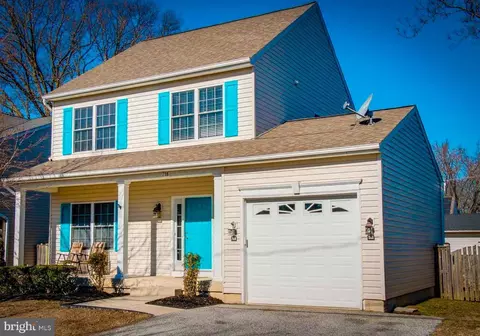 718 208th St, Pasadena, MD 21122