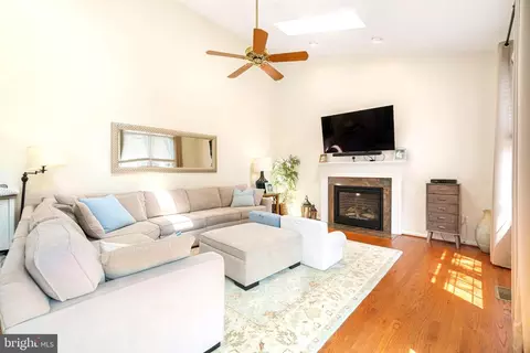 1814 Stonegate Ave, Crofton, MD 21114 photo 7