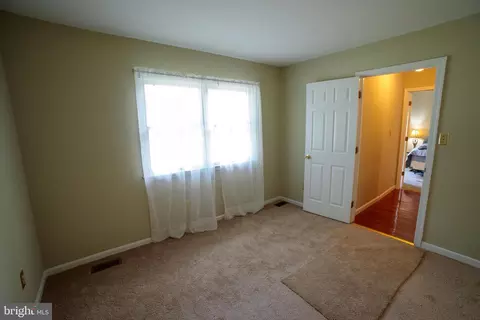 Bedroom - 8385 Bodkin Ave, Pasadena, MD 21122 photo 7 of 7