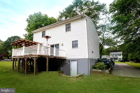 Exterior - 8385 Bodkin Ave, Pasadena, MD 21122 photo 2 of 14