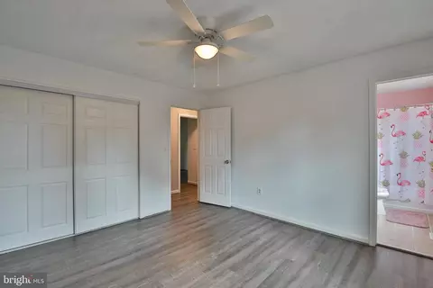 7853 Kings Bench Pl, Pasadena, MD 21122 photo 17