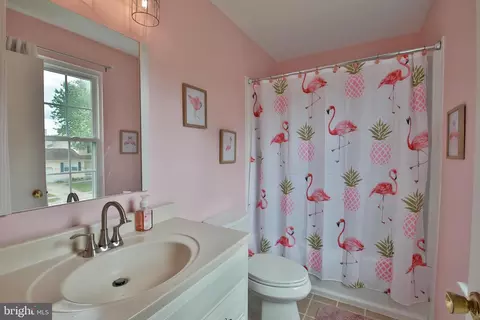 7853 Kings Bench Pl, Pasadena, MD 21122 photo 18