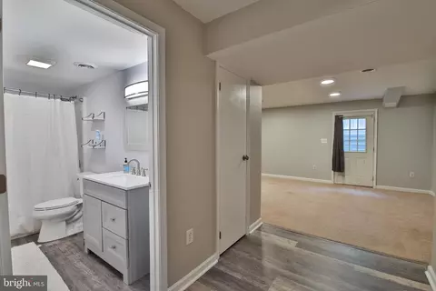 7853 Kings Bench Pl, Pasadena, MD 21122 photo 29