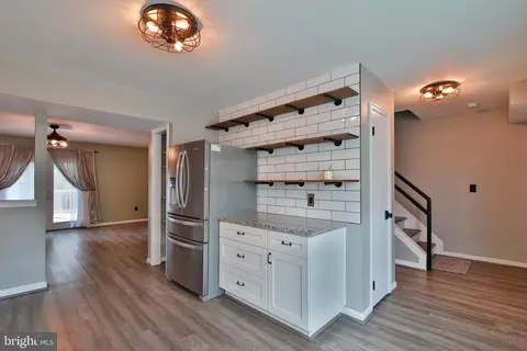 7853 Kings Bench Pl, Pasadena, MD 21122 photo 7