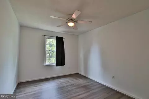 7853 Kings Bench Pl, Pasadena, MD 21122 photo 22