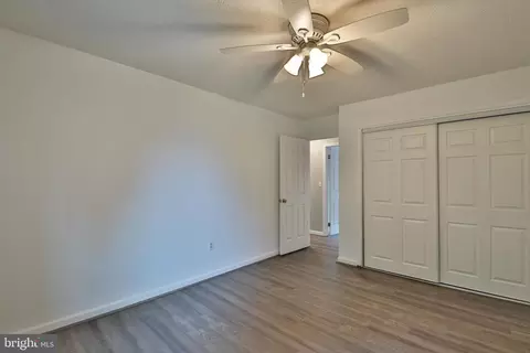 7853 Kings Bench Pl, Pasadena, MD 21122 photo 25