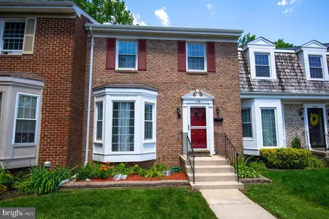 1176 Jeffrey Dr, Crofton, MD 21114