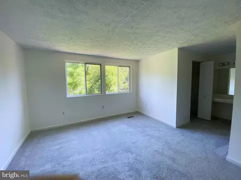 3607 Laurel View Ct, Laurel, MD 20724 photo 17