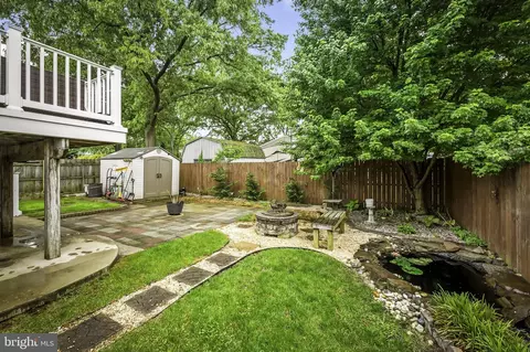 Exterior - 7814 Catherine Ave, Pasadena, MD 21122 photo 6 of 6