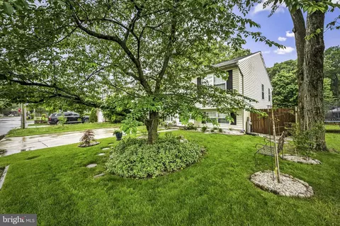 Exterior - 7814 Catherine Ave, Pasadena, MD 21122 photo 3 of 6