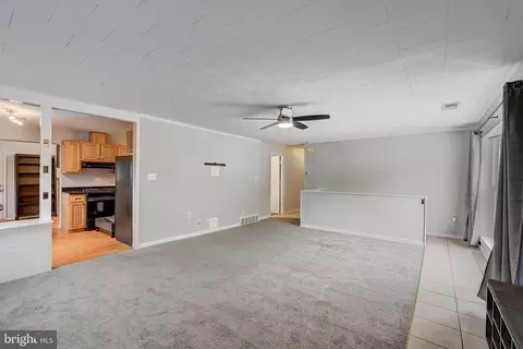 4 Penny Ln, Pasadena, MD 21122 photo 11