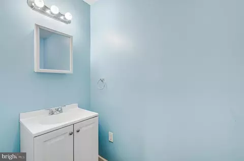 4 Penny Ln, Pasadena, MD 21122 photo 30