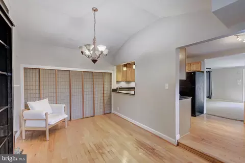 4 Penny Ln, Pasadena, MD 21122 photo 18