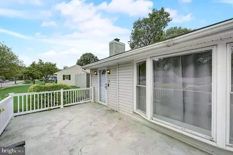 4 Penny Ln, Pasadena, MD 21122 photo 5