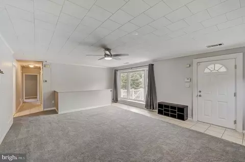 4 Penny Ln, Pasadena, MD 21122 photo 8