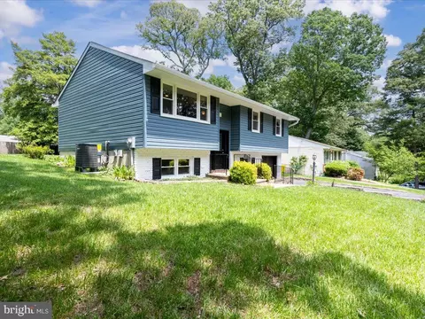 Exterior - 1008 Mountain Top Dr, Annapolis, MD 21409 photo 4 of 8