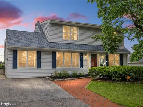 120 Thomas Rd, Glen Burnie, MD 21060