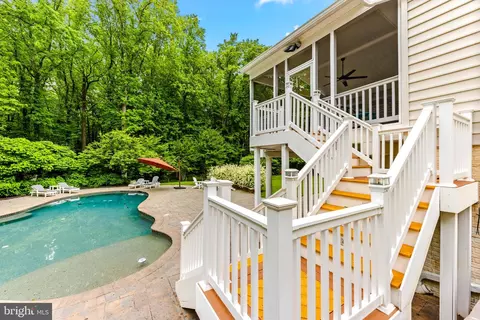 Exterior - 619 Dillon Ct, Edgewater, MD 21037 photo 15 of 26