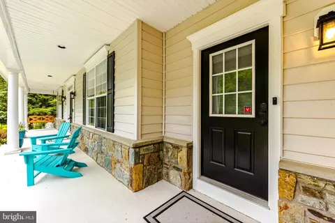 Exterior - 619 Dillon Ct, Edgewater, MD 21037 photo 5 of 26