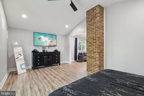 695 B St, Pasadena, MD 21122 photo 35
