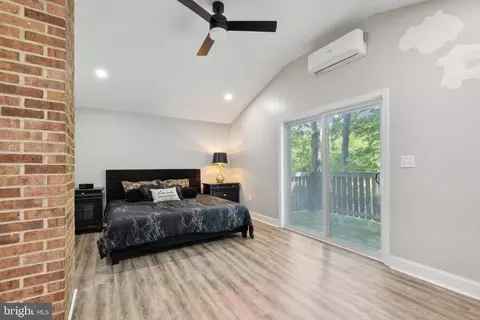 695 B St, Pasadena, MD 21122 photo 33