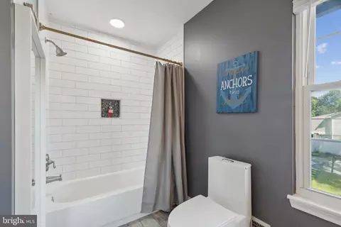 695 B St, Pasadena, MD 21122 photo 40