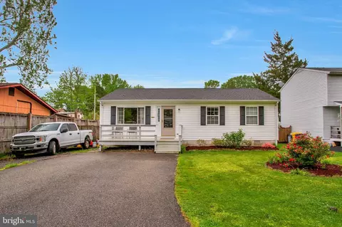 1703 Snug Harbor Rd, Shady Side, MD 20764 photo 2