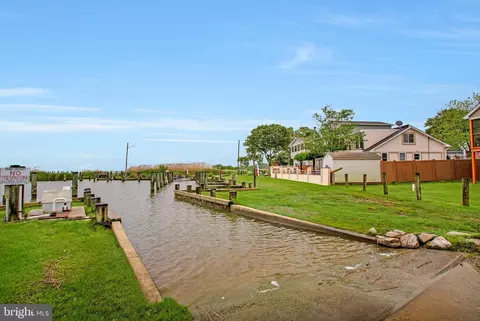 1703 Snug Harbor Rd, Shady Side, MD 20764 photo 32