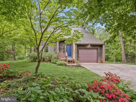 285 Michener Ct E, Severna Park, MD 21146
