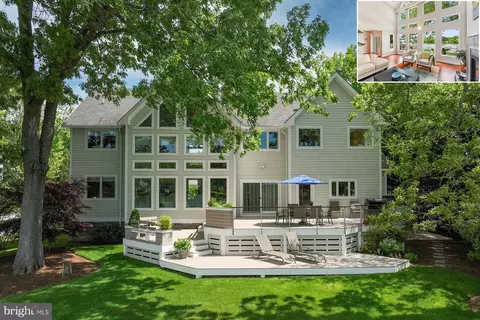 915 Johns Cir, Deale, MD 20751